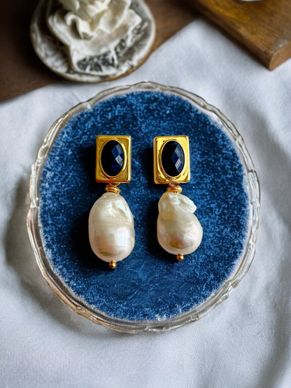 Menton Earring